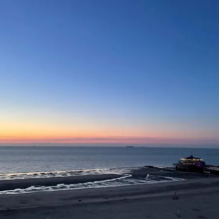 Modern Met Uitzonderlijk Zeezicht! Blankenberge