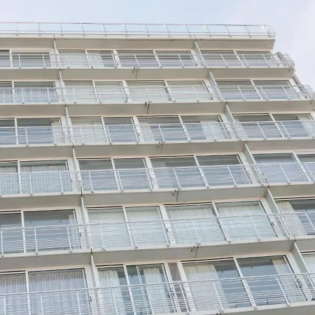 Modern Met Uitzonderlijk Zeezicht! *